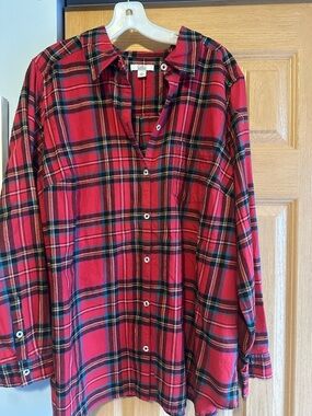 croft & barrow women’s Red Plaid Button-Down Shirt